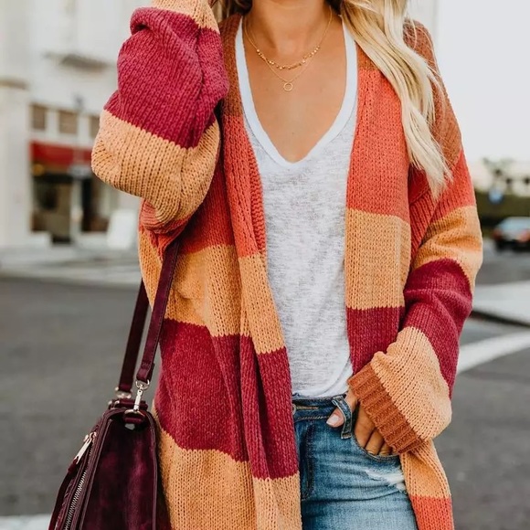 GRACEY’S / Color Block Oversized Pullover Cardigan - Picture 4 of 7